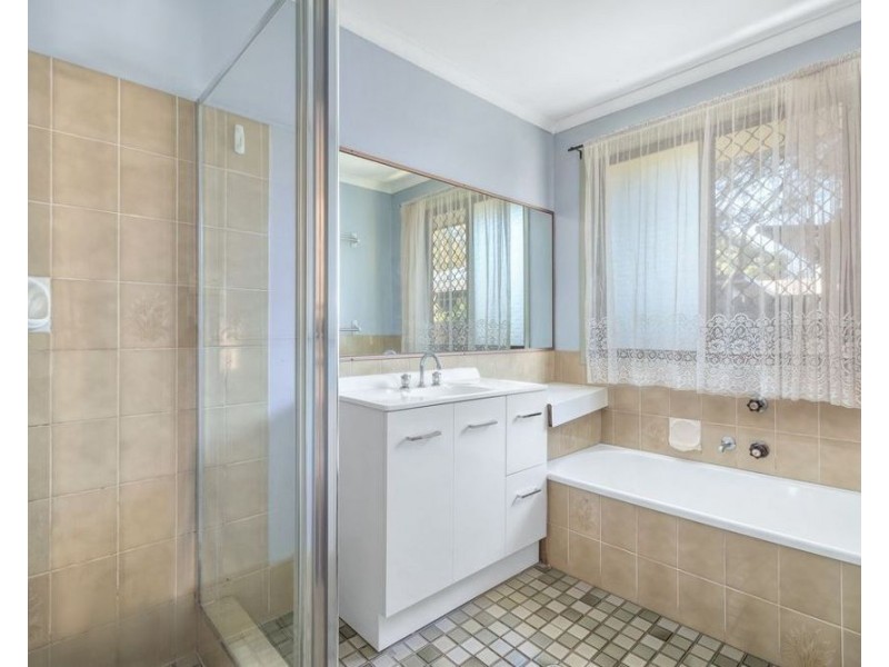 30 Glenside Street, Wavell Heights QLD 4012