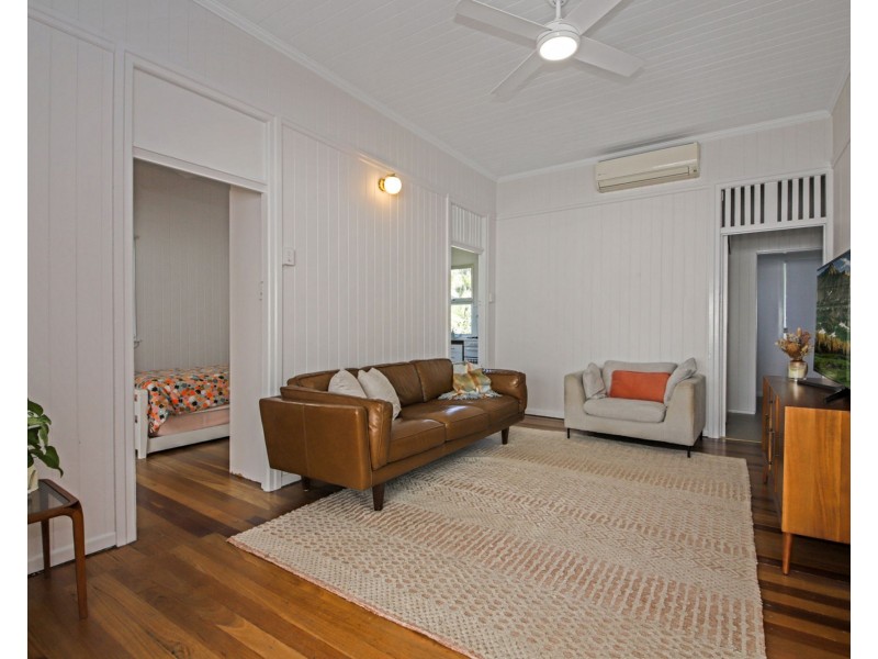 47 Perkins Street, Sandgate QLD 4017