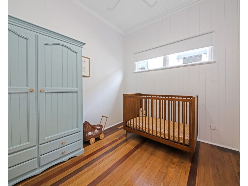 47 Perkins Street, Sandgate QLD 4017