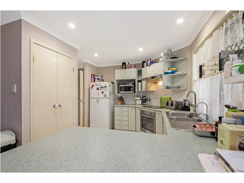 37 Blue Mountain Crescent, Warner QLD 4500