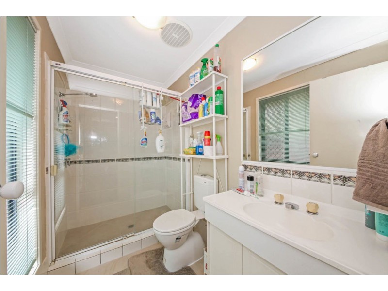 37 Blue Mountain Crescent, Warner QLD 4500