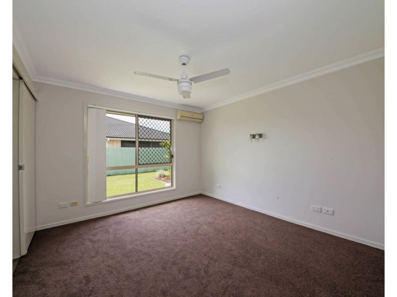 12 Maclean Close, Fitzgibbon QLD 4018