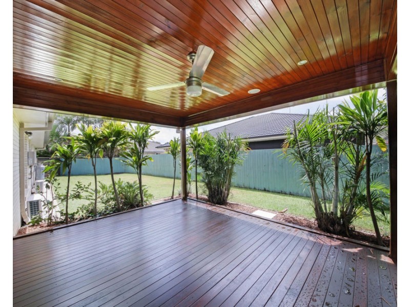 12 Maclean Close, Fitzgibbon QLD 4018