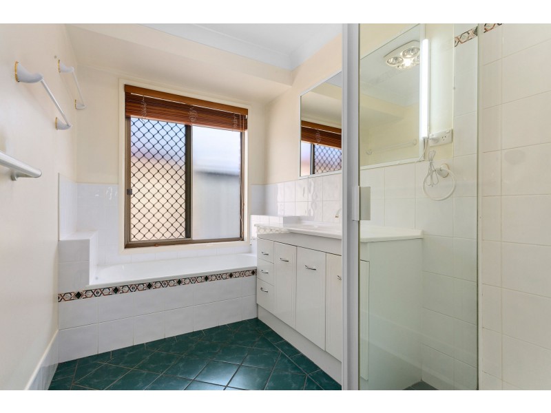 33 Appledore Street, Bracken Ridge QLD 4017