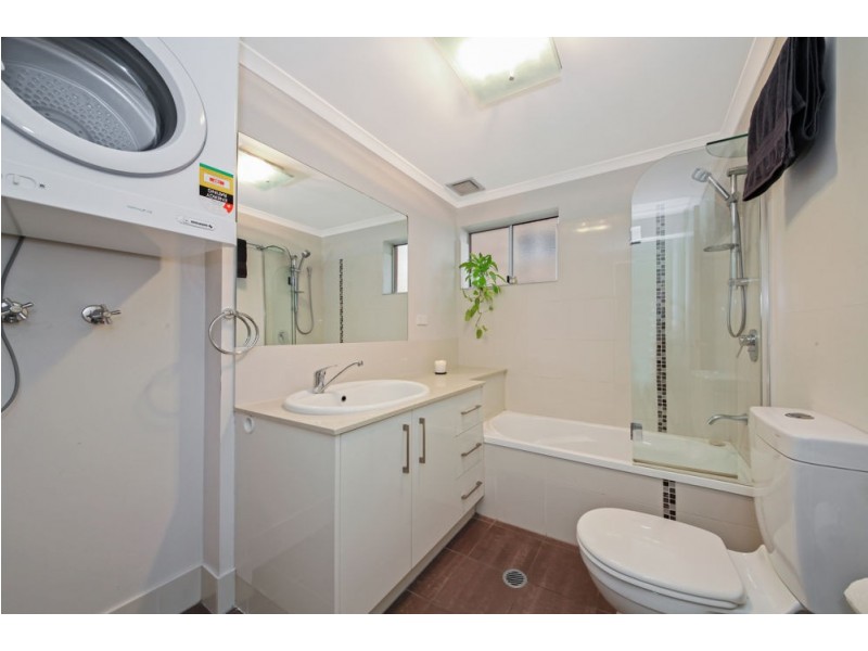 2/42 Rode Road, Wavell Heights QLD 4012