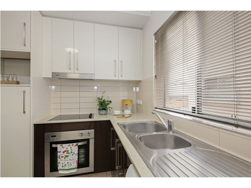 2/42 Rode Road, Wavell Heights QLD 4012