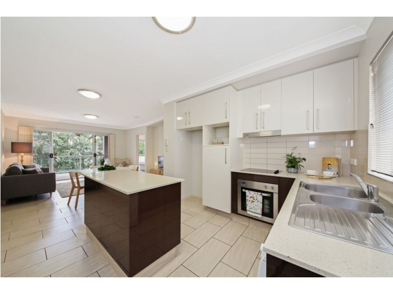 2/42 Rode Road, Wavell Heights QLD 4012