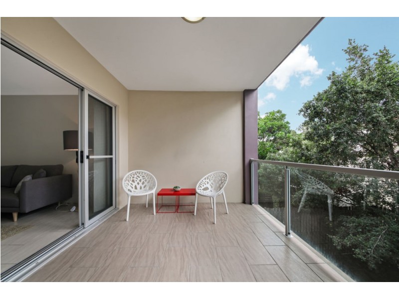 2/42 Rode Road, Wavell Heights QLD 4012