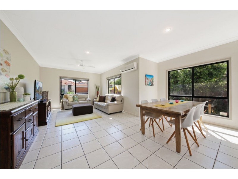 22 Ronnex Place, Aspley QLD 4034