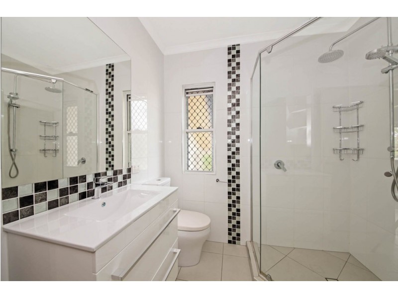 22 Hinchcliffe Street, Zillmere QLD 4034