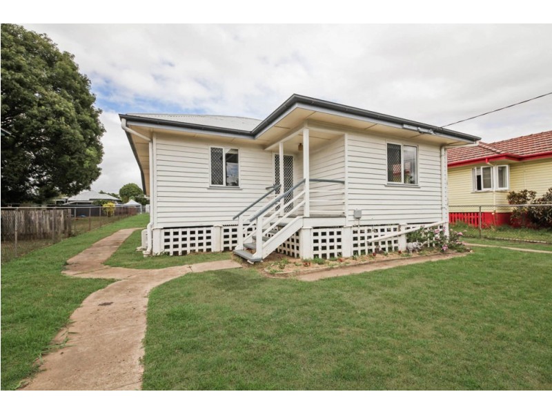 22 Hinchcliffe Street, Zillmere QLD 4034