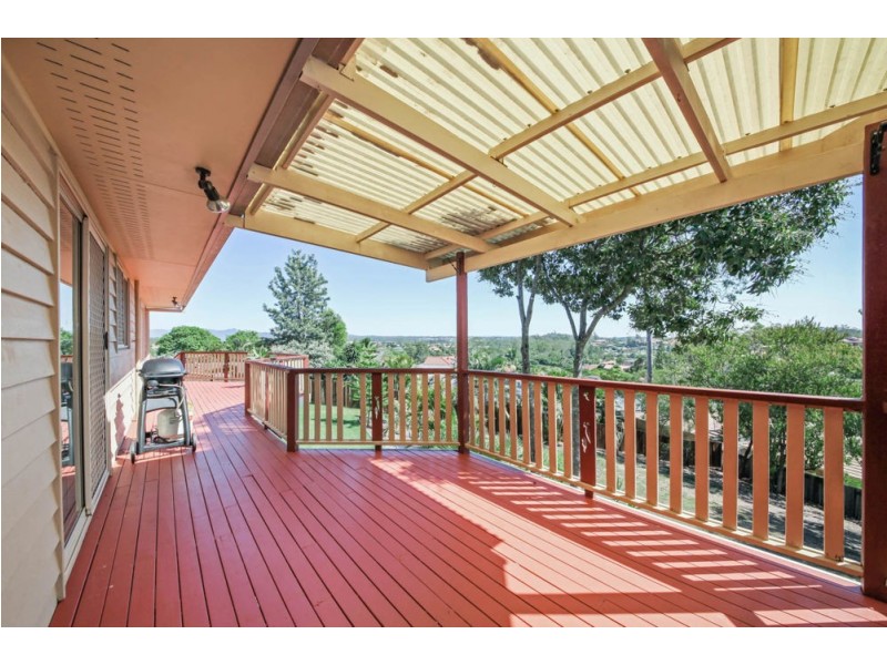 10 Preston Close, Albany Creek QLD 4035