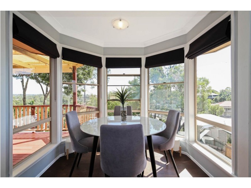 10 Preston Close, Albany Creek QLD 4035