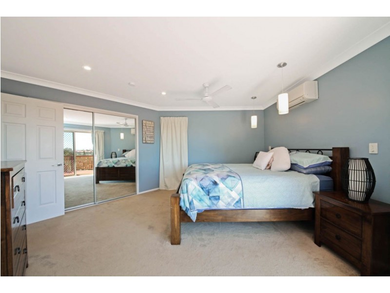 10 Preston Close, Albany Creek QLD 4035