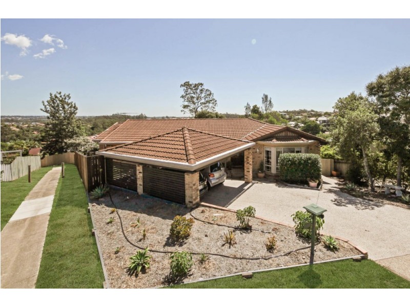 10 Preston Close, Albany Creek QLD 4035