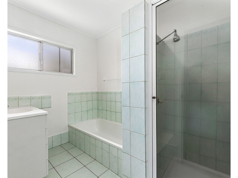 15 Windrest Street, Strathpine QLD 4500