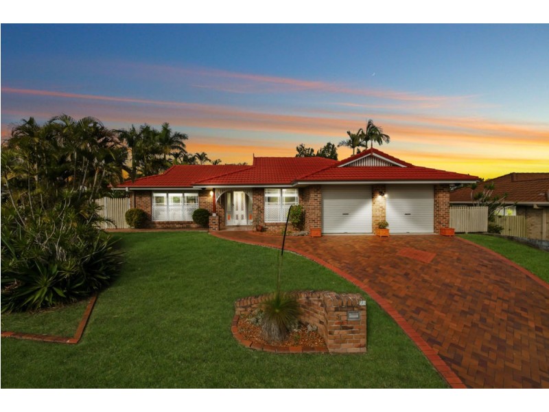 5 Myall Place, Bridgeman Downs QLD 4035