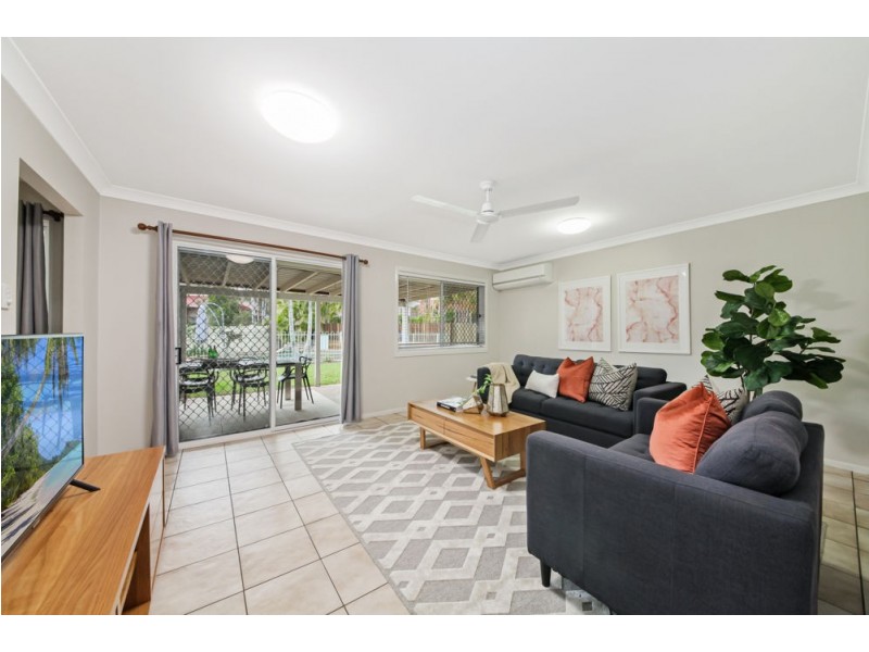 5 Myall Place, Bridgeman Downs QLD 4035