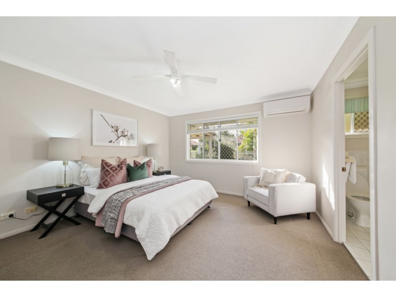 5 Myall Place, Bridgeman Downs QLD 4035