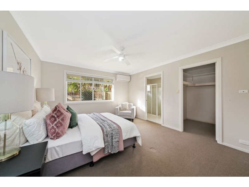 5 Myall Place, Bridgeman Downs QLD 4035