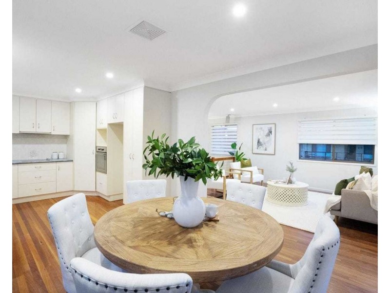 27 Chivalry Street, Bray Park QLD 4500