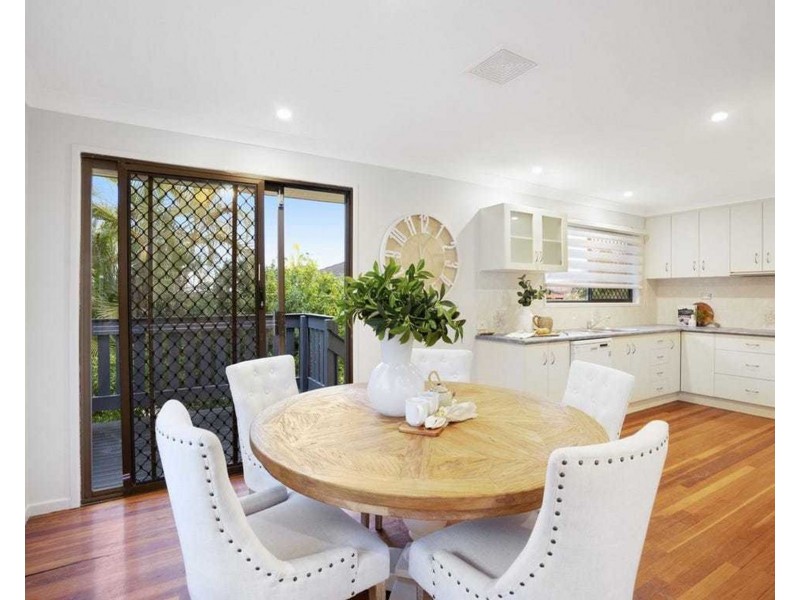 27 Chivalry Street, Bray Park QLD 4500