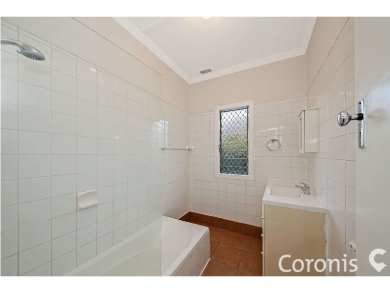 2 Kidgell Street, Stafford QLD 4053