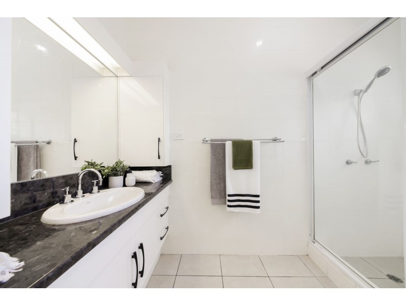 12 Kenna Street, Chermside West QLD 4032