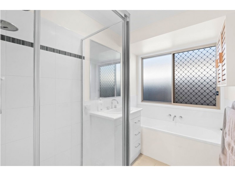 11 Trenton Court, Bracken Ridge QLD 4017