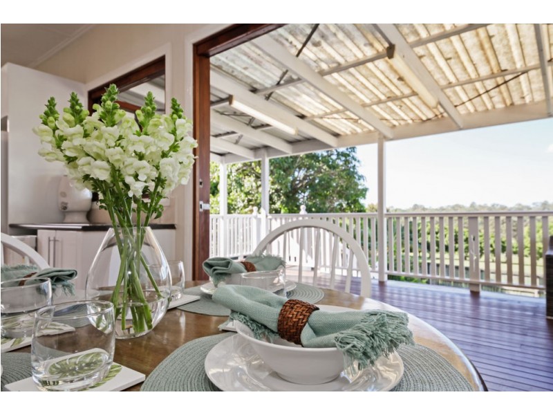 3 Neville Road, Bridgeman Downs QLD 4035