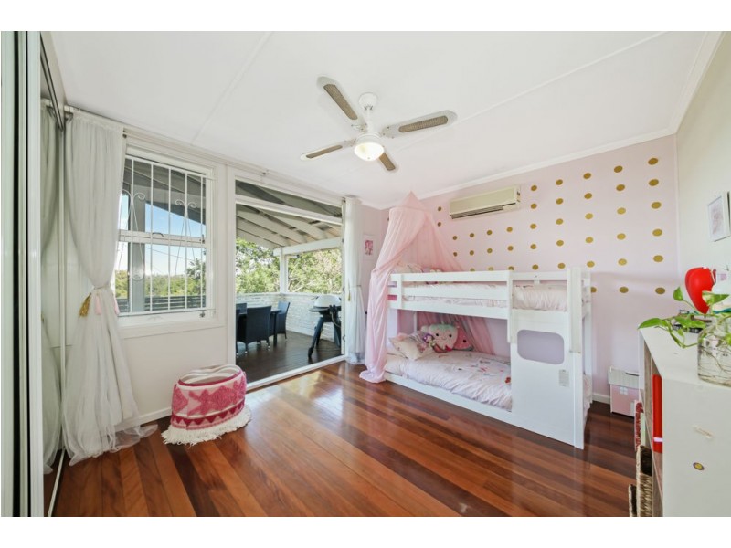 11 Sunbury Street, Geebung QLD 4034