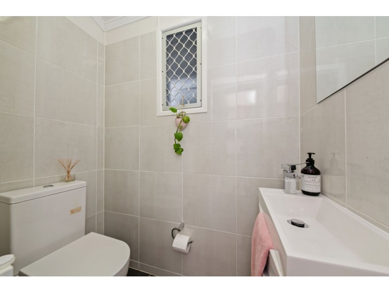 11 Sunbury Street, Geebung QLD 4034