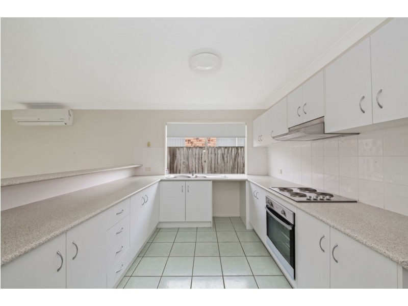 6A Coolabah Crescent, Bridgeman Downs QLD 4035