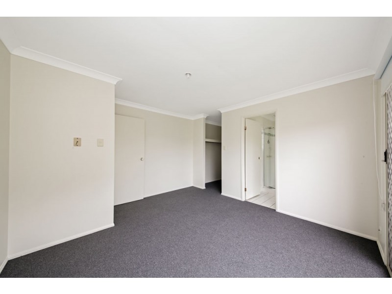 6A Coolabah Crescent, Bridgeman Downs QLD 4035