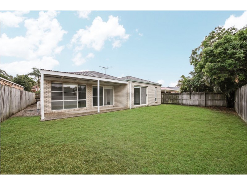 6A Coolabah Crescent, Bridgeman Downs QLD 4035