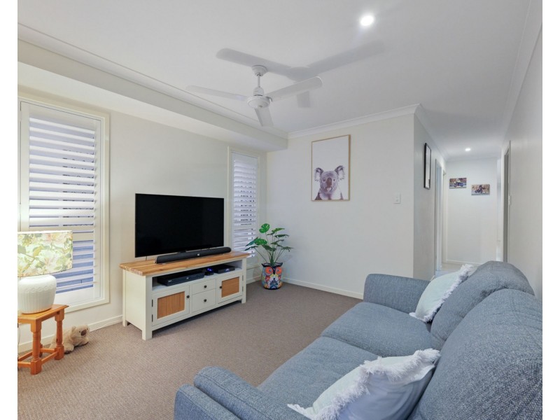 32 Centenary Court, Warner QLD 4500