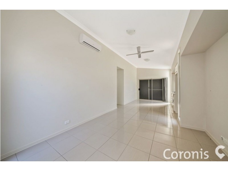 8 Cocoparra Place, Fitzgibbon QLD 4018