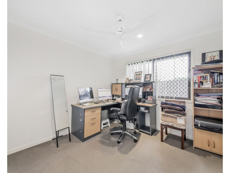 15 Odense STREET, Fitzgibbon QLD 4018