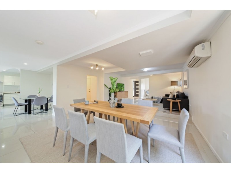 5 Rosanne Street, Aspley QLD 4034