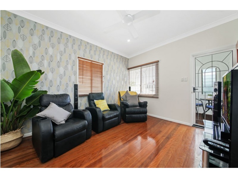 6 George Street, Virginia QLD 4014