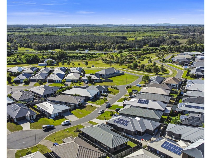 14 Roseanna Court, Bald Hills QLD 4036