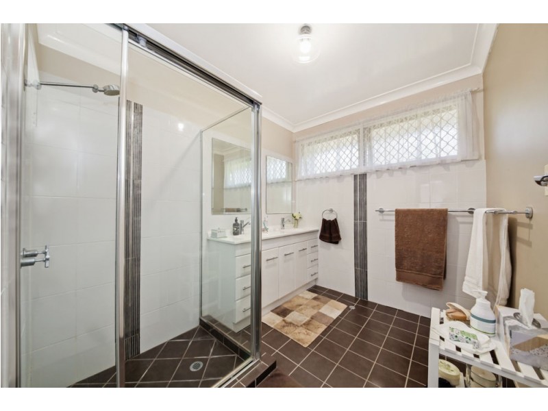 16 Coolah Street, Aspley QLD 4034