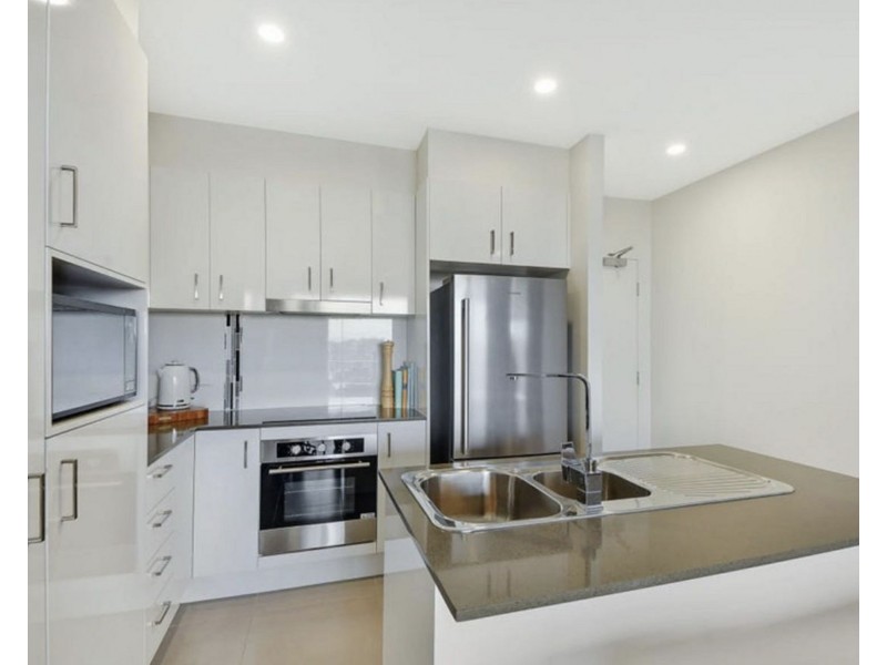 25/52 Latham Street, Chermside QLD 4032
