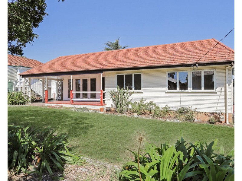 4 Gresford Street, Chermside West QLD 4032