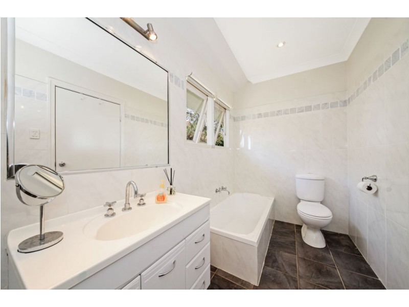 33 Ledbury Street, Aspley QLD 4034