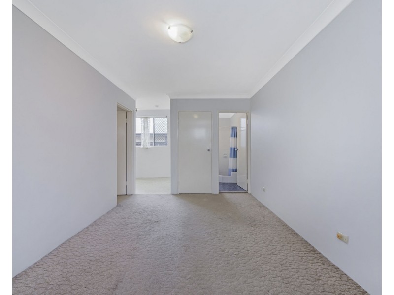 2/8 Harry Street, Zillmere QLD 4034