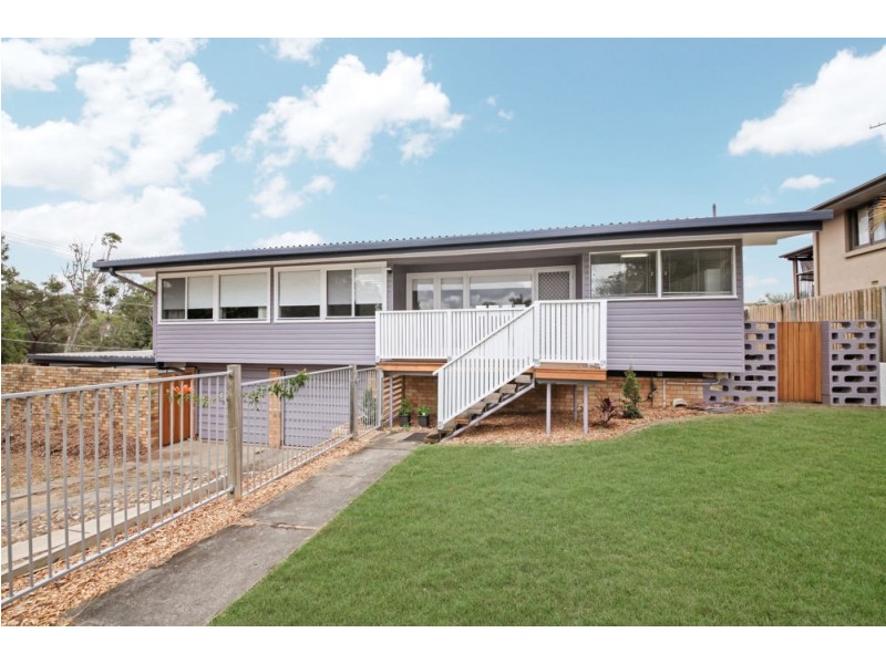 58 Maundrell Terrace, Chermside West QLD 4032