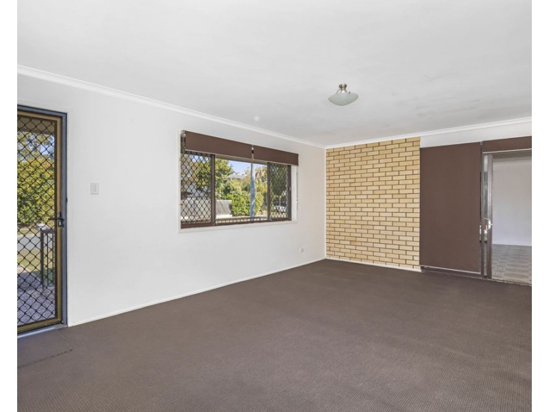 33 Learmonth Street, Strathpine QLD 4500