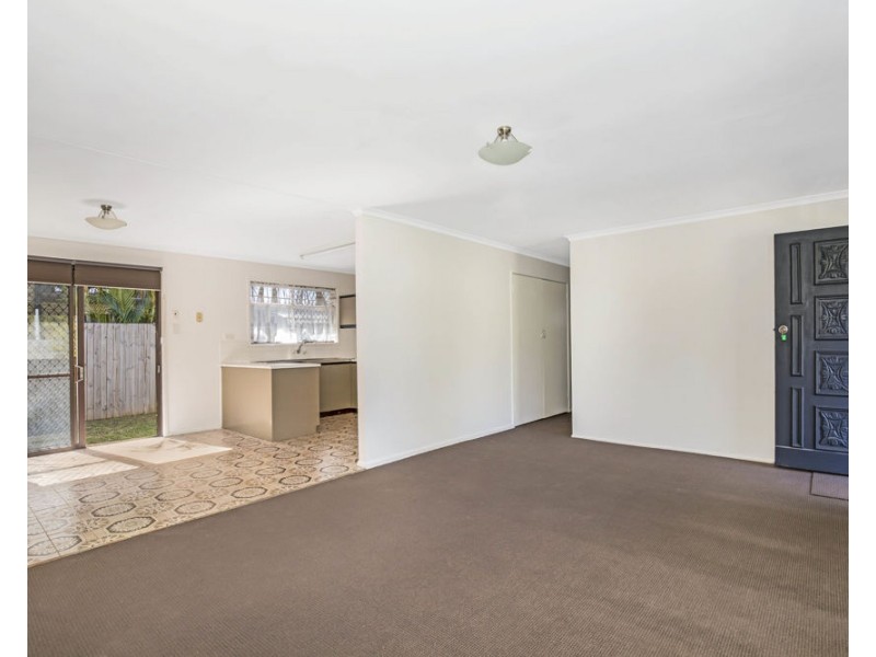 33 Learmonth Street, Strathpine QLD 4500