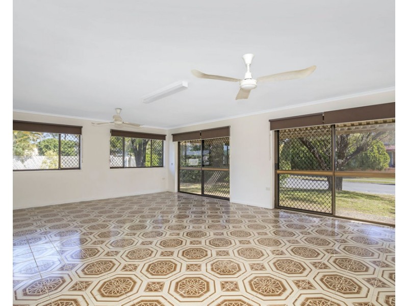 33 Learmonth Street, Strathpine QLD 4500
